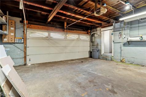 1646 Royal Avenue NE Canton OH 44705