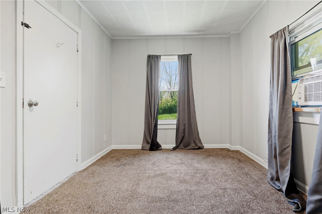 1646 Royal Avenue NE Canton OH 44705