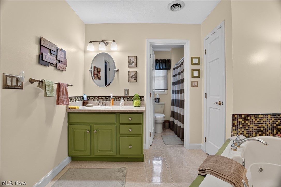 12 Lake Breeze Drive Conneaut OH 44030