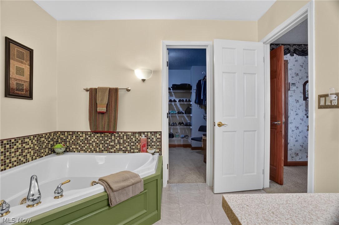 12 Lake Breeze Drive Conneaut OH 44030