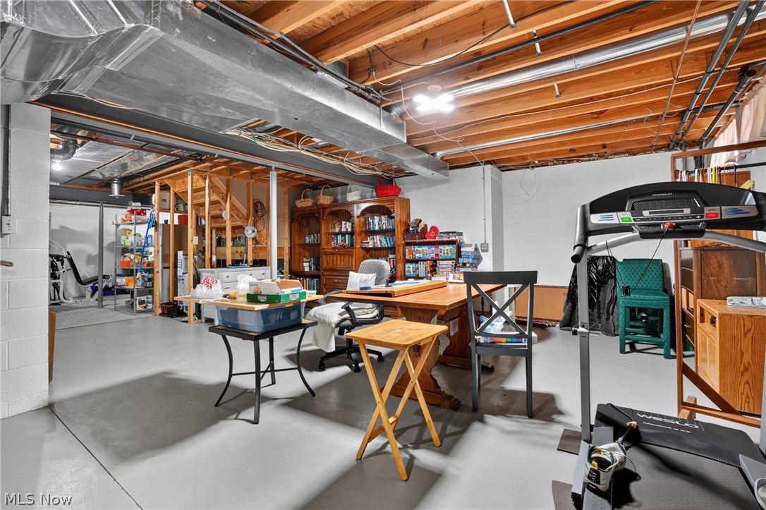 12 Lake Breeze Drive Conneaut OH 44030