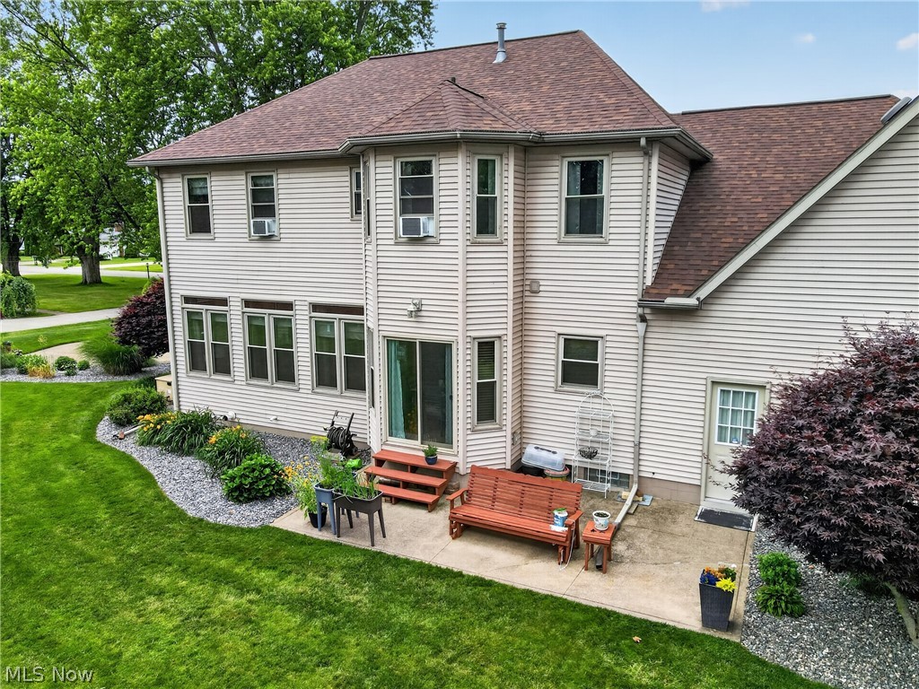 12 Lake Breeze Drive Conneaut OH 44030