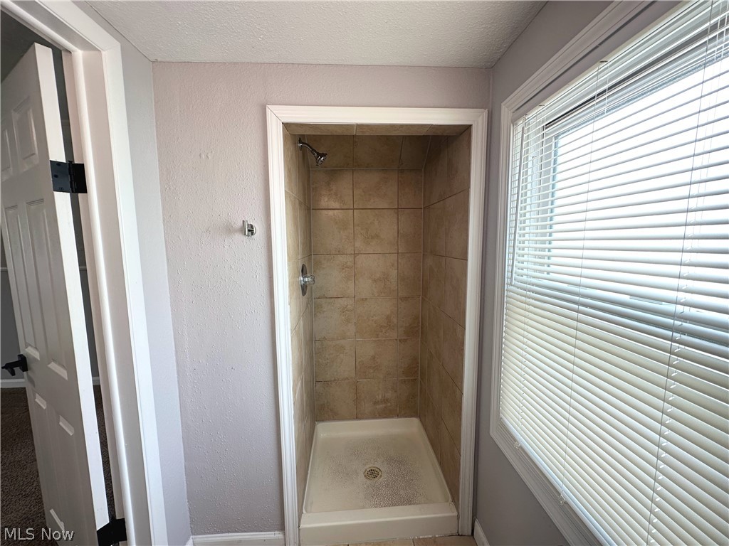 5341 Hollywood Avenue Maple Heights OH 44137