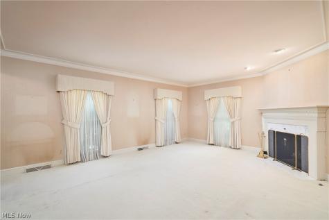 853 Robinwood Hills Drive Bath OH 44333