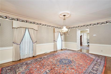 853 Robinwood Hills Drive Bath OH 44333