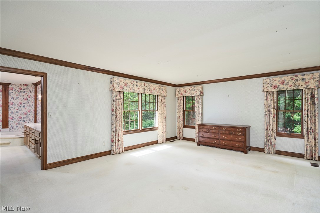 853 Robinwood Hills Drive Bath OH 44333