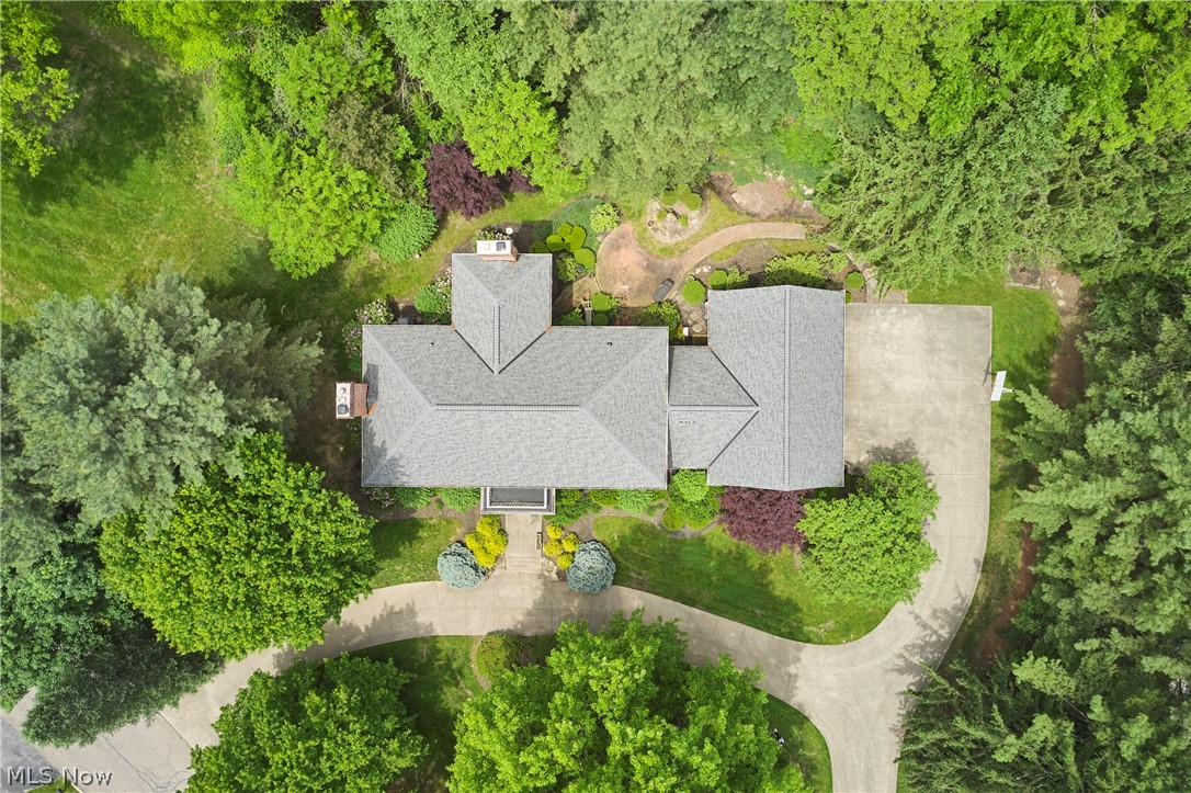 853 Robinwood Hills Drive Bath OH 44333