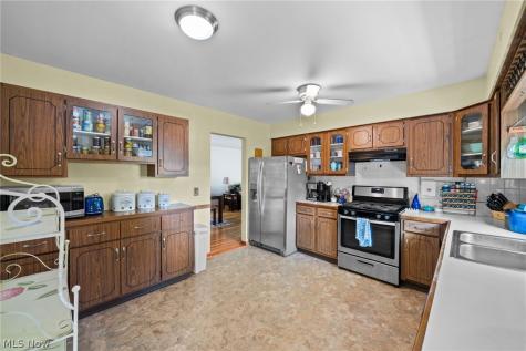 616 Plainfield Road Akron OH 44312