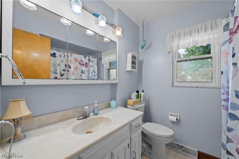 616 Plainfield Road Akron OH 44312