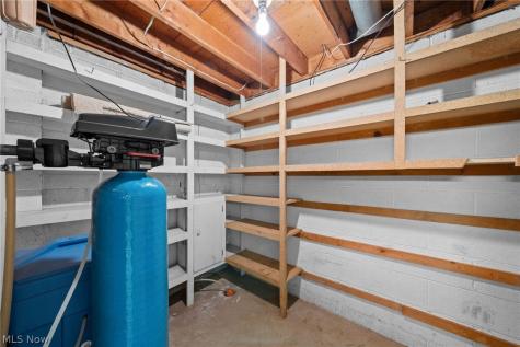 616 Plainfield Road Akron OH 44312