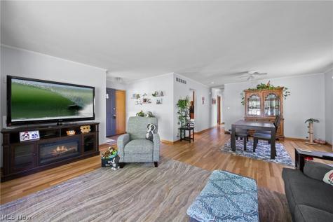 616 Plainfield Road Akron OH 44312