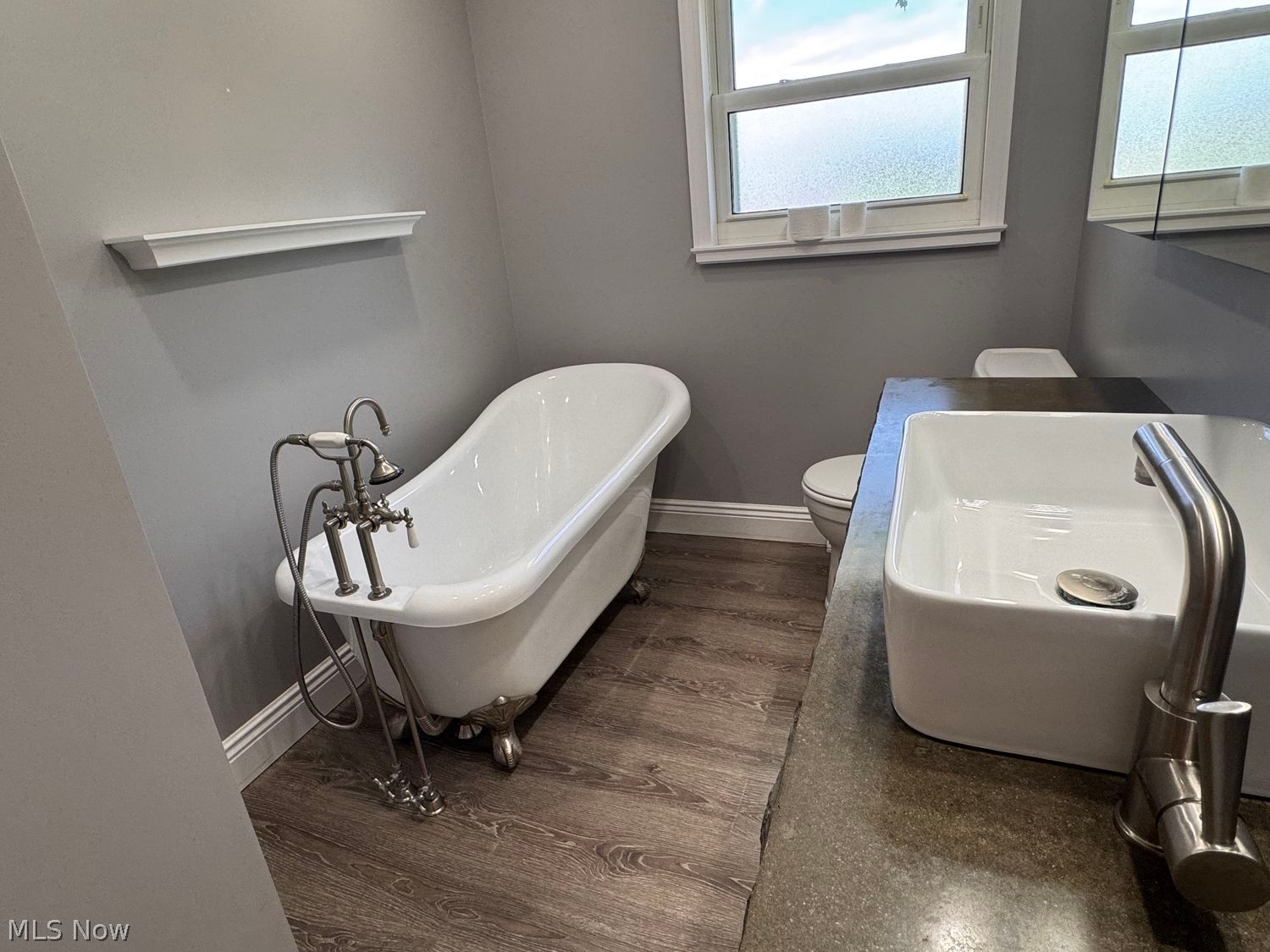 495 Cherry Lane Seven Hills OH 44131
