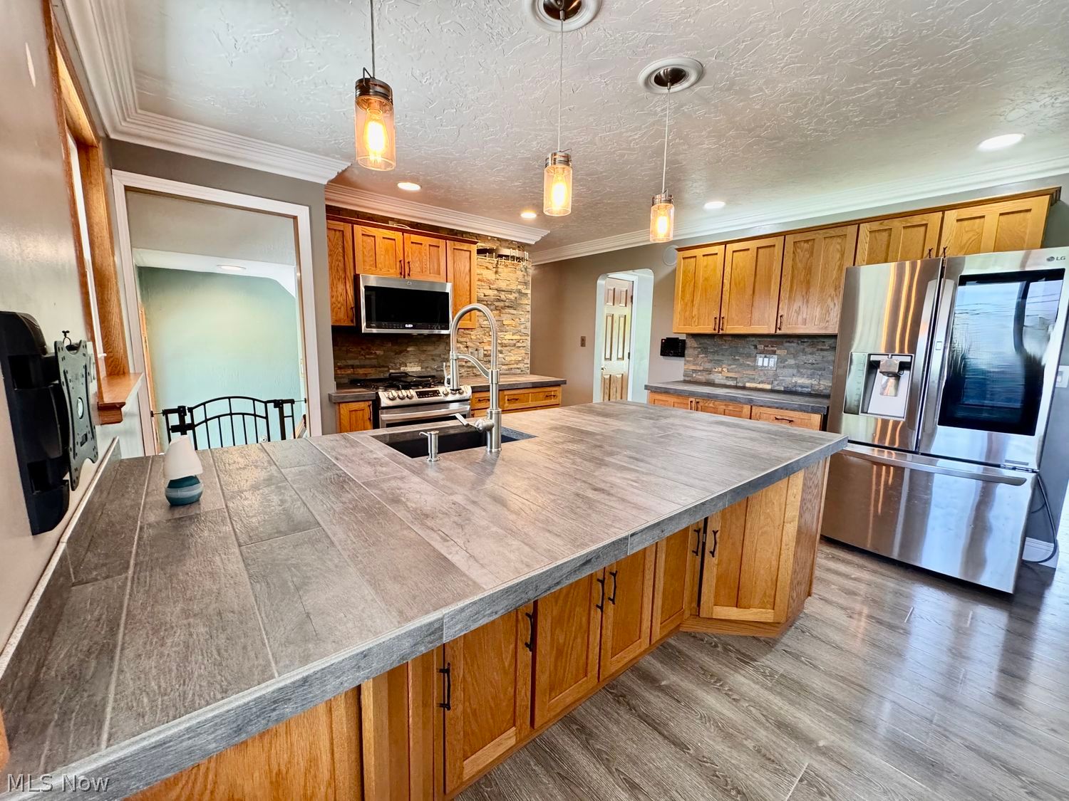 495 Cherry Lane Seven Hills OH 44131