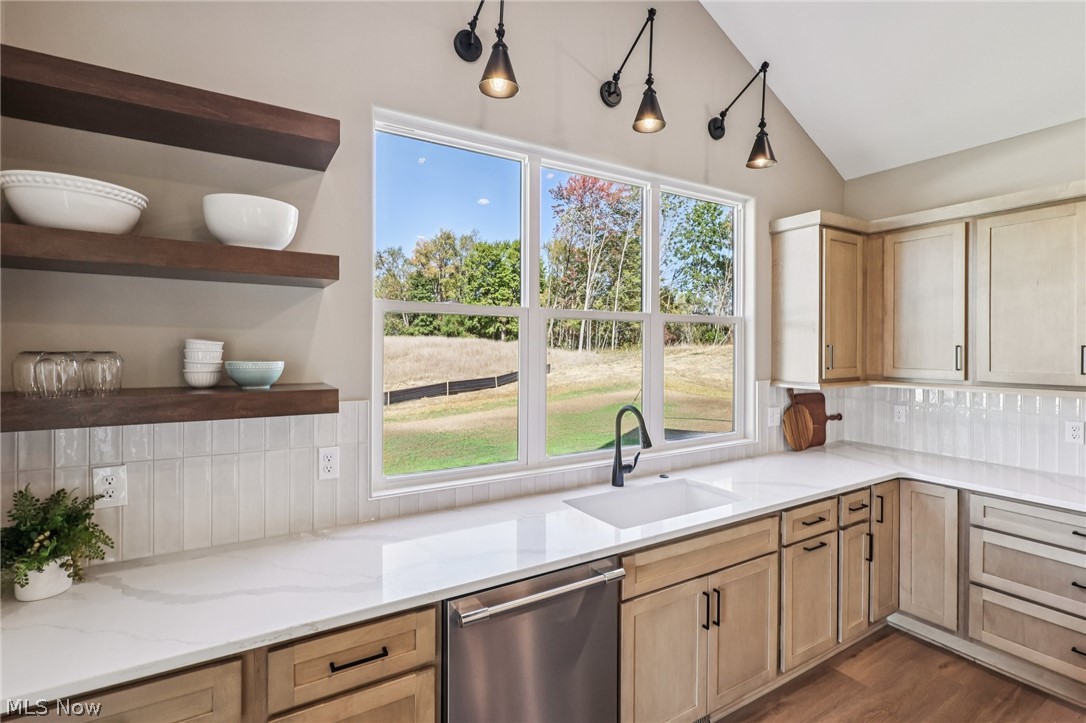 6579 Hathaway Road Valley View OH 44125