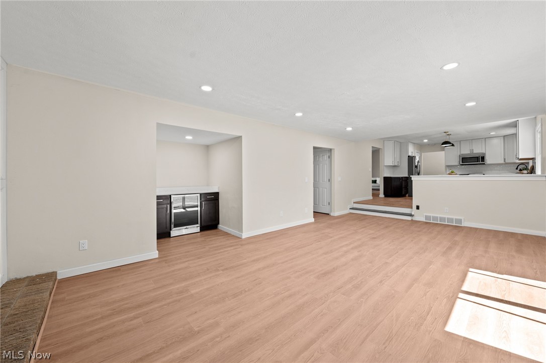6704 Cheryl Ann Drive Seven Hills OH 44131