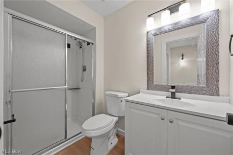 6704 Cheryl Ann Drive Seven Hills OH 44131