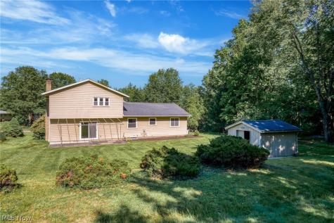 6704 Cheryl Ann Drive Seven Hills OH 44131
