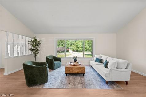 6704 Cheryl Ann Drive Seven Hills OH 44131