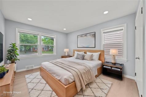 24006 E Silsby Road Beachwood OH 44122