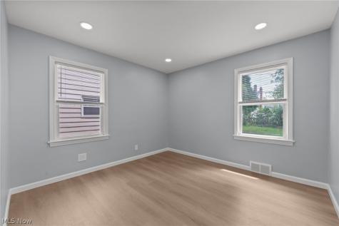 24006 E Silsby Road Beachwood OH 44122