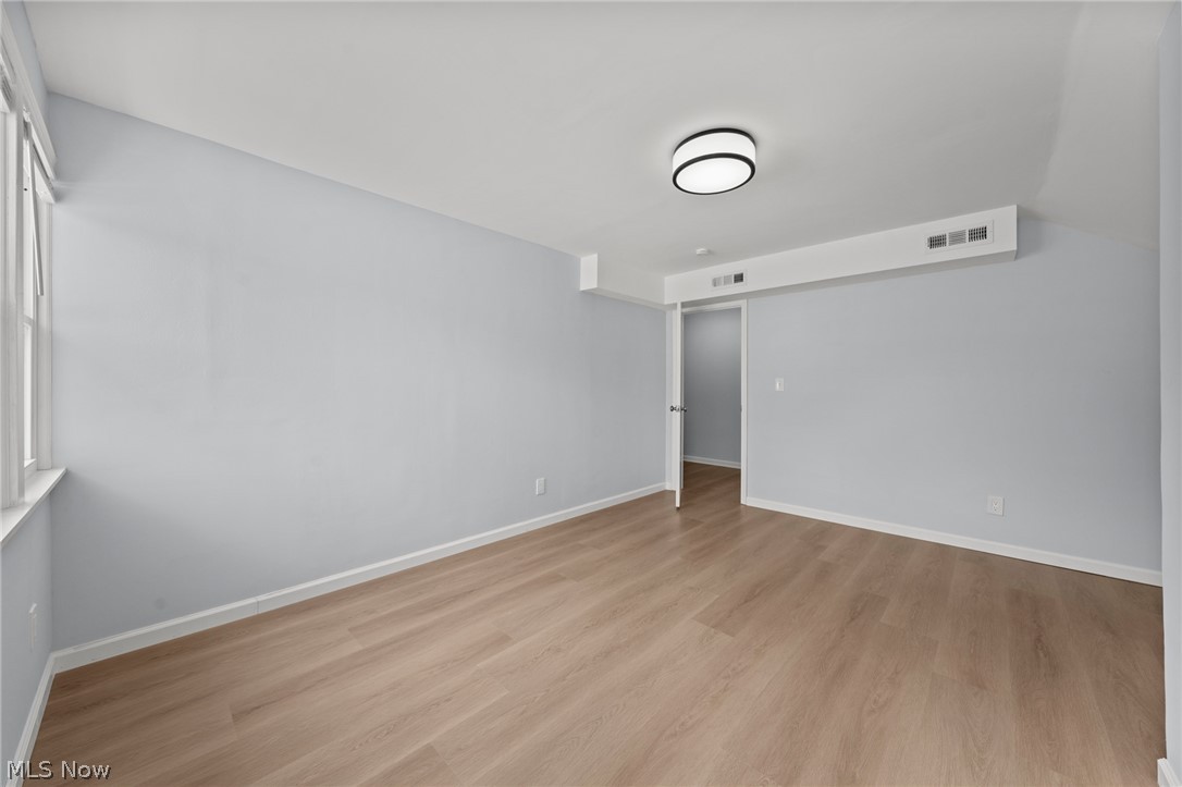 24006 E Silsby Road Beachwood OH 44122