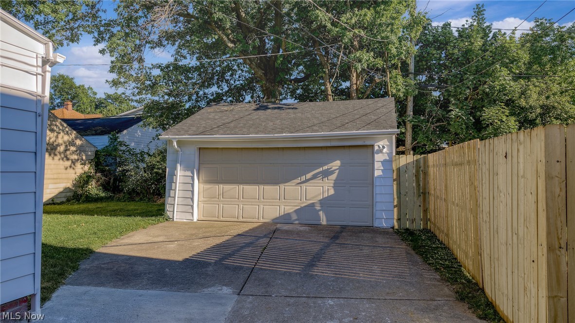 24006 E Silsby Road Beachwood OH 44122