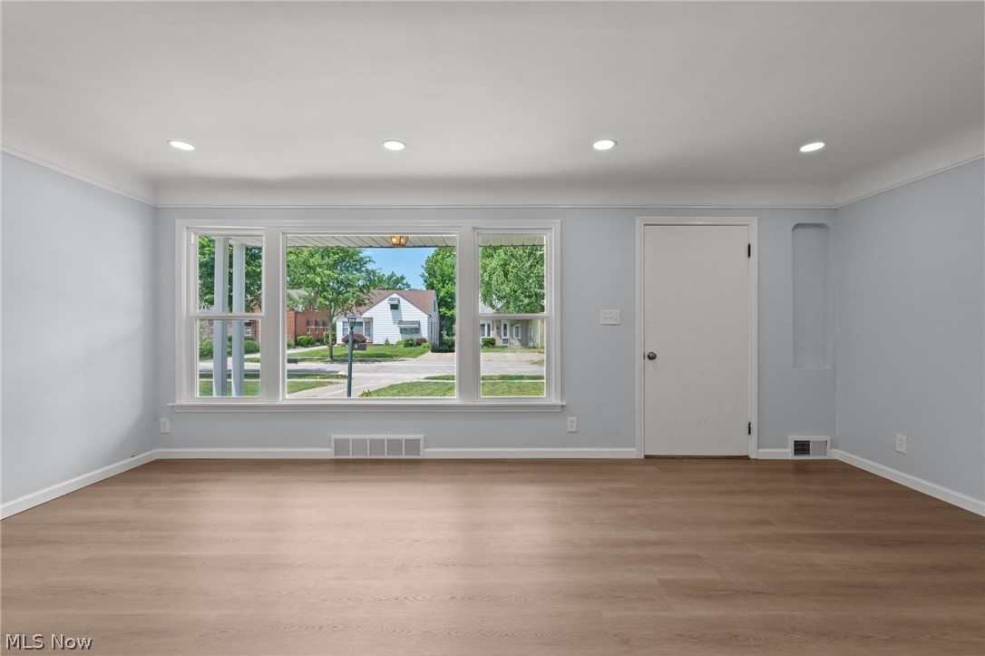 24006 E Silsby Road Beachwood OH 44122