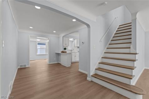 24006 E Silsby Road Beachwood OH 44122