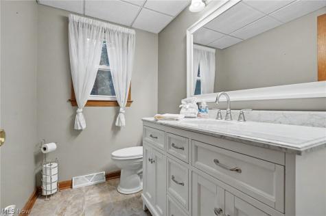 2287 Trares Road Mogadore OH 44260