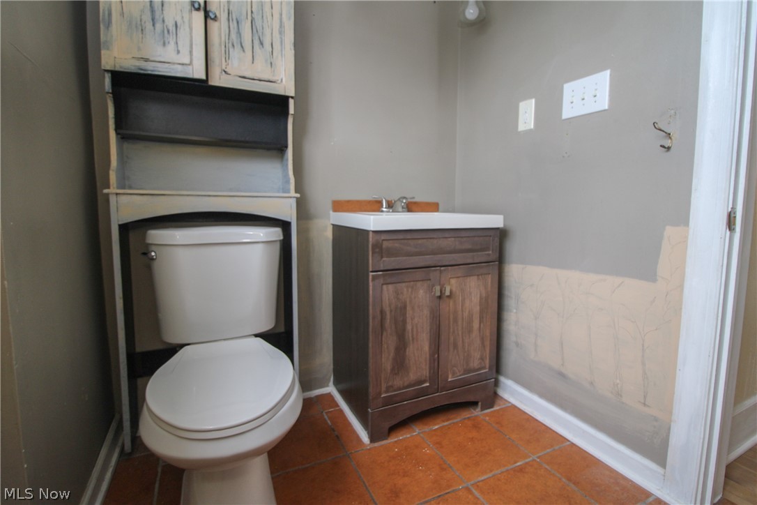 1654 Everett Avenue Poland OH 44514