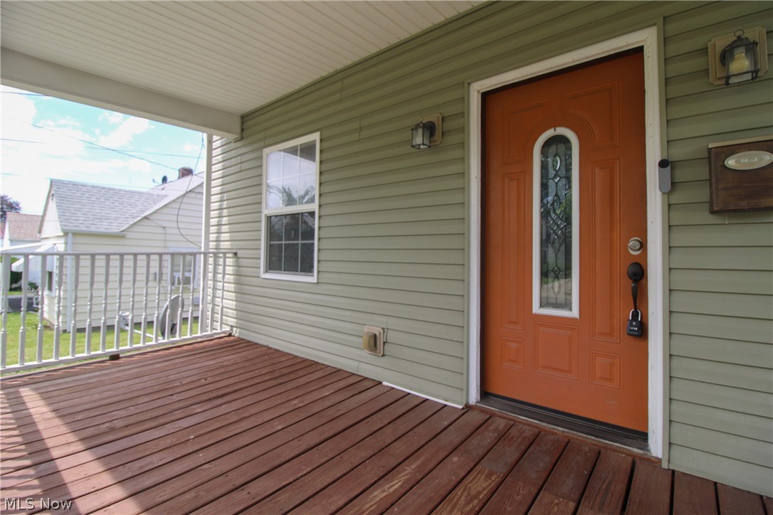 1654 Everett Avenue Poland OH 44514