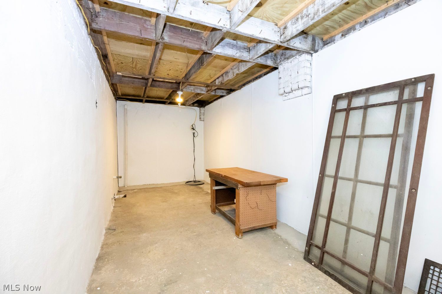 9 High Street Seville OH 44273