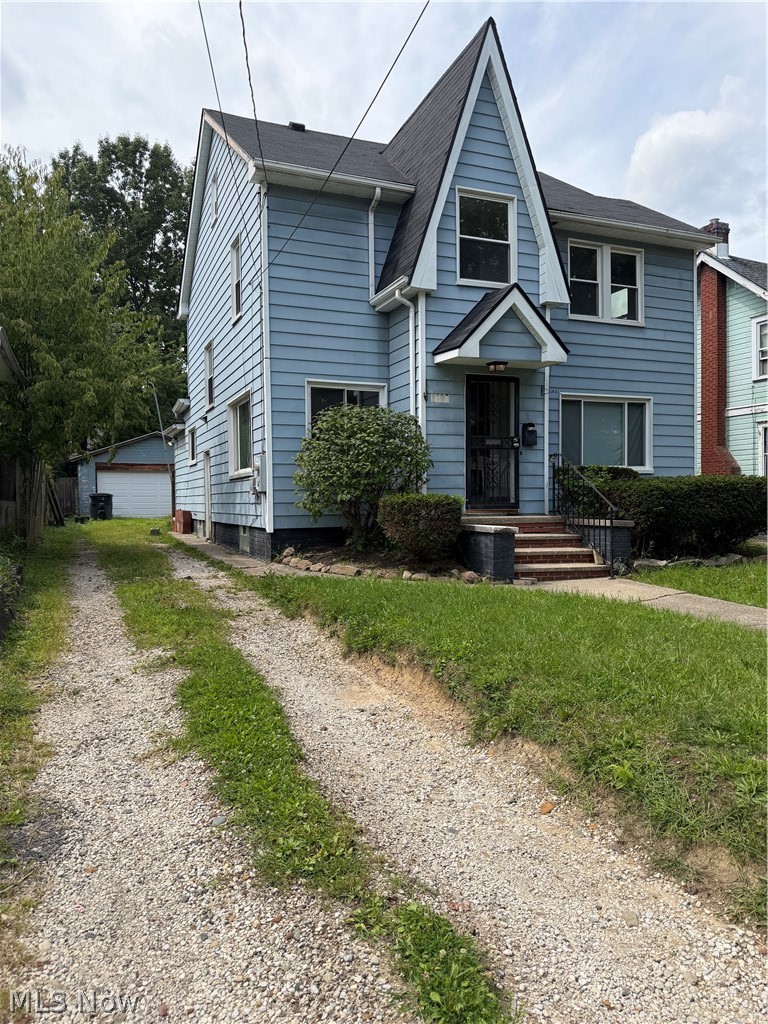 1198 Herman Avenue Akron OH 44307