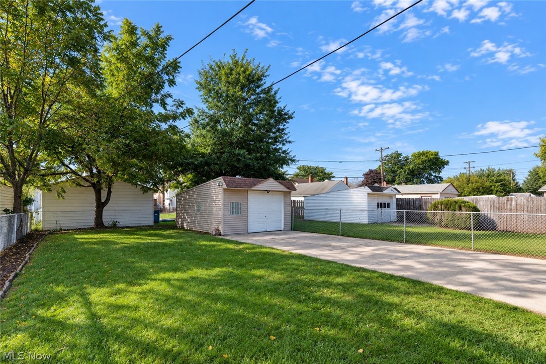 5707 Ridgewood Avenue Parma OH 44129