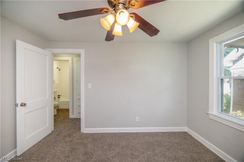 110 S Hazelwood Avenue Youngstown OH 44509