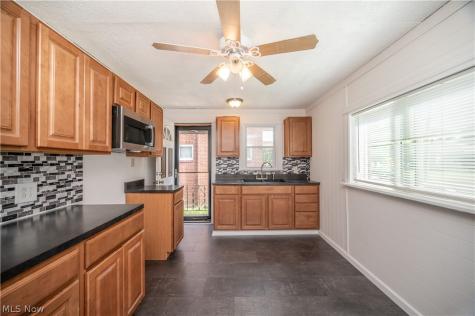 110 S Hazelwood Avenue Youngstown OH 44509