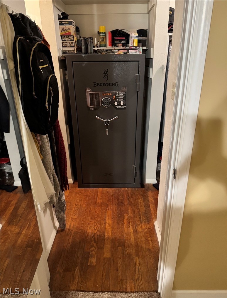 517 Walden Avenue Tiltonsville OH 43963