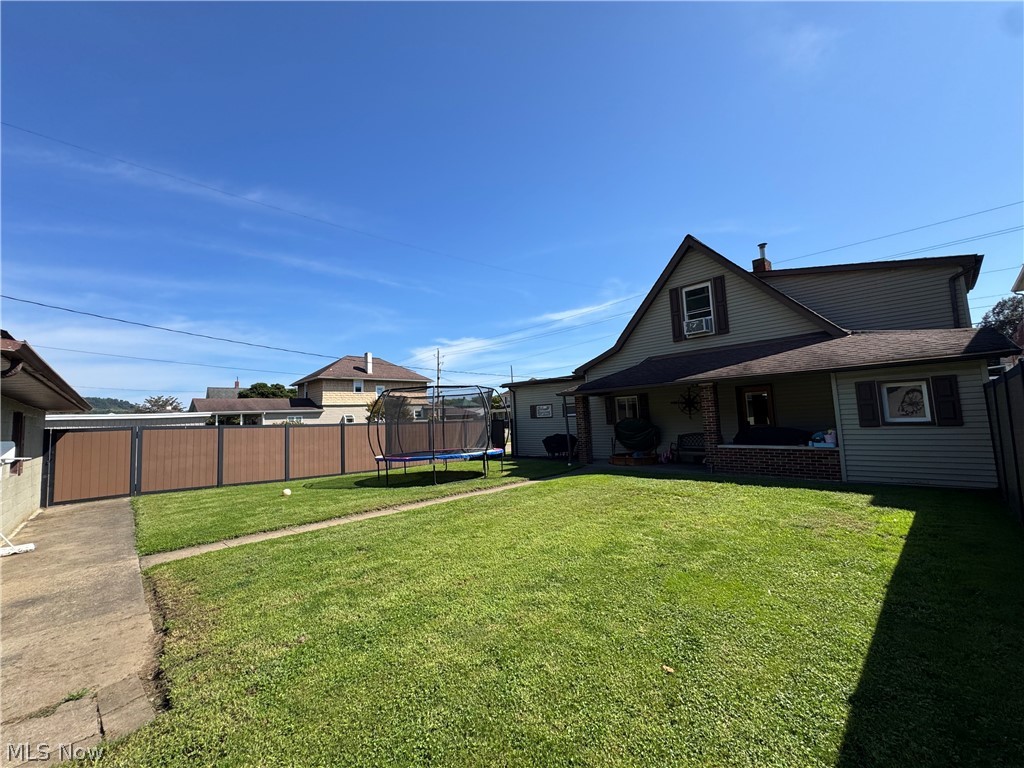 517 Walden Avenue Tiltonsville OH 43963