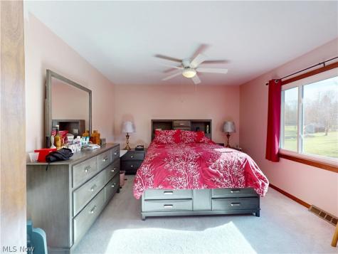 495 S Elm Avenue Tallmadge OH 44278