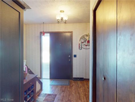 495 S Elm Avenue Tallmadge OH 44278