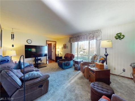 495 S Elm Avenue Tallmadge OH 44278