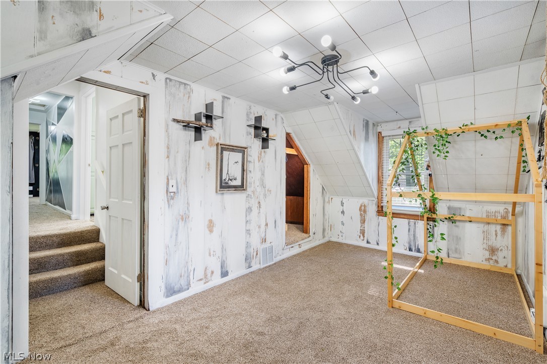 621 Kenmore Avenue NE Warren OH 44483