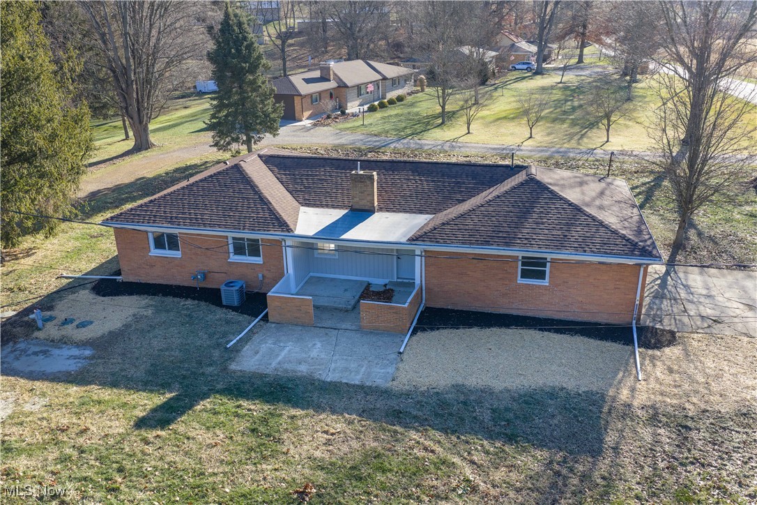 4029 Minard Road NW Dover OH 44622