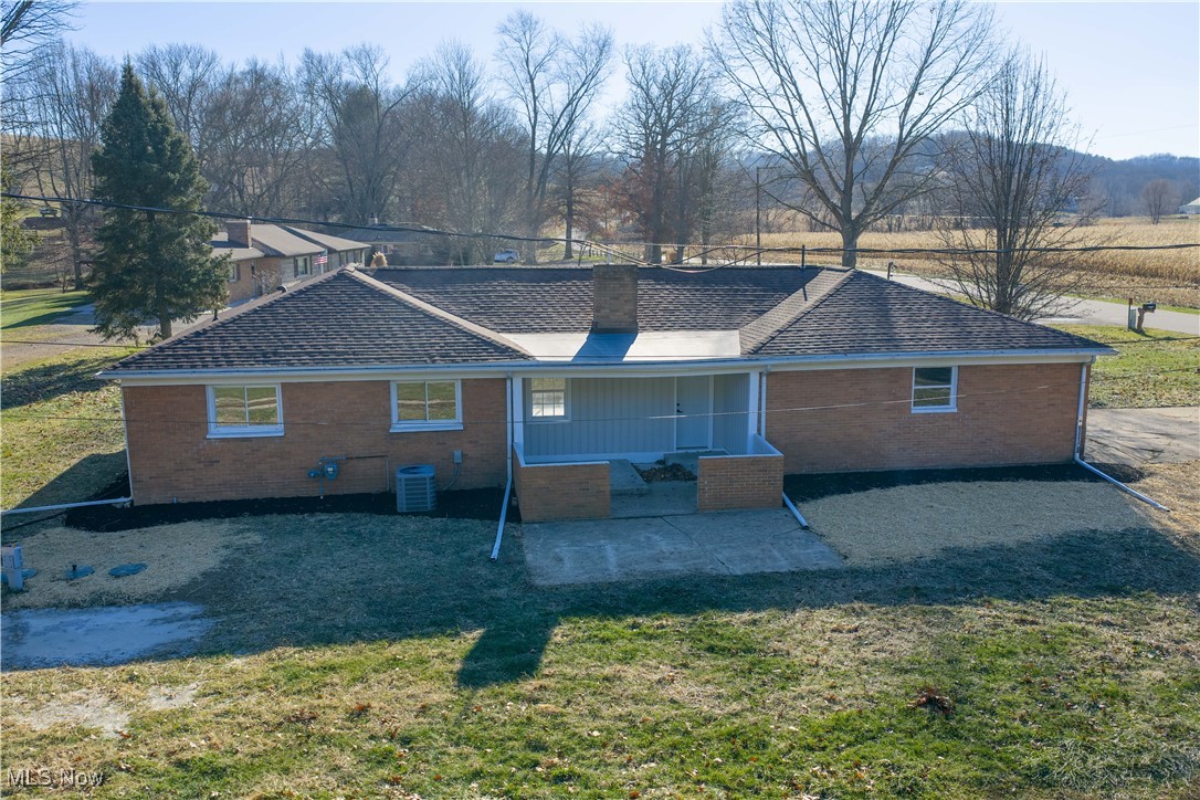 4029 Minard Road NW Dover OH 44622