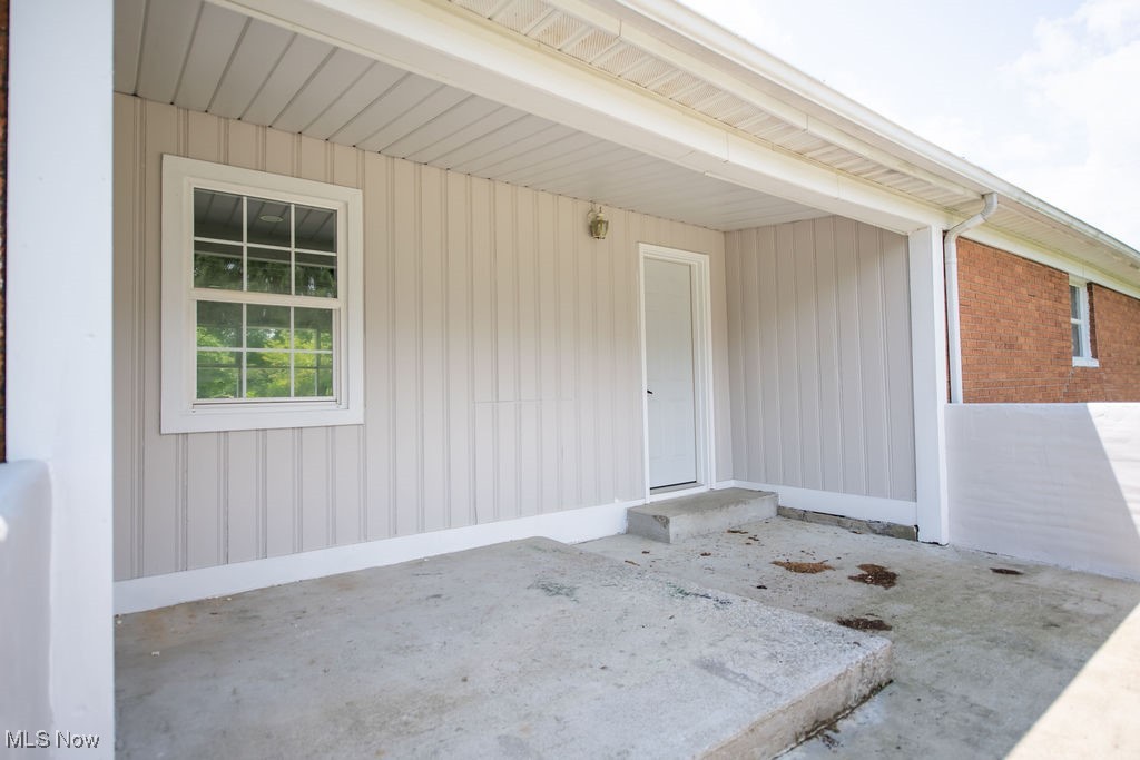 4029 Minard Road NW Dover OH 44622