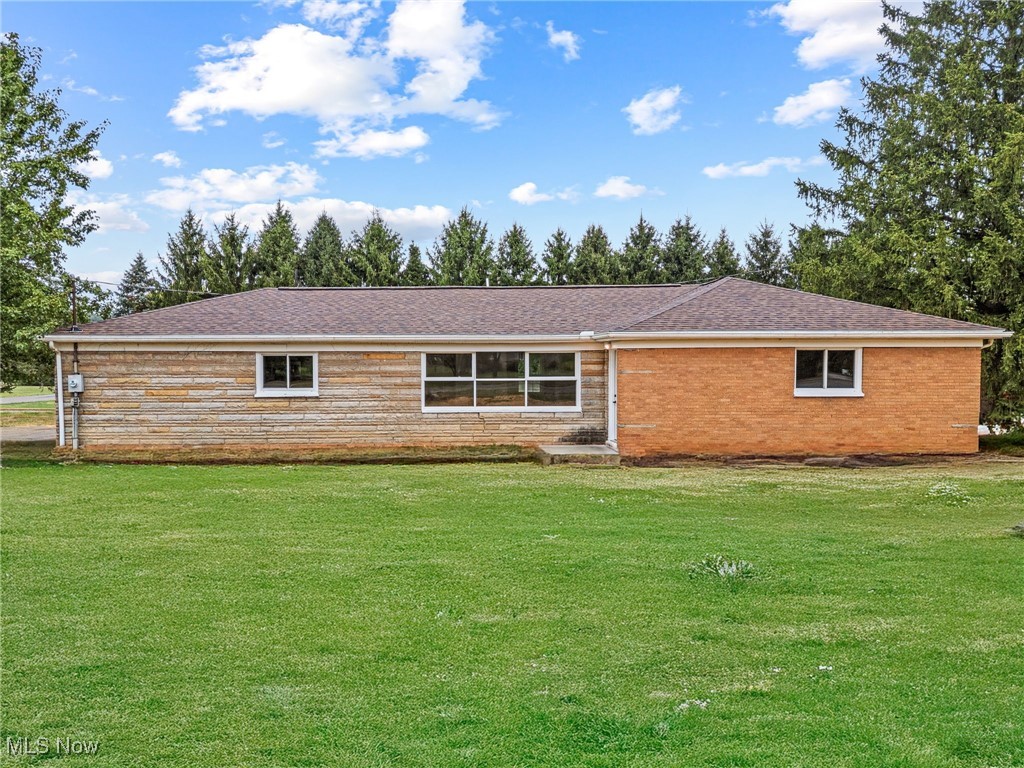 4029 Minard Road NW Dover OH 44622