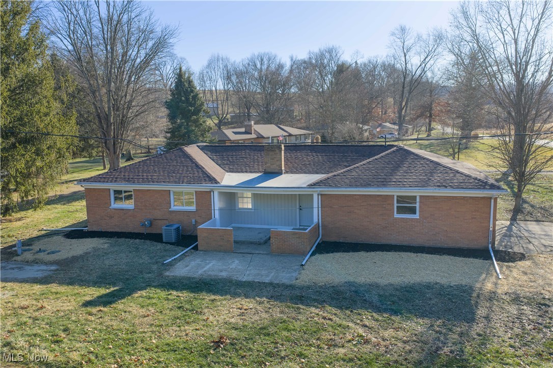 4029 Minard Road NW Dover OH 44622