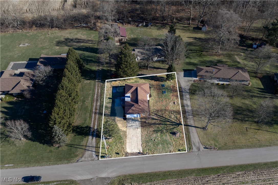 4029 Minard Road NW Dover OH 44622