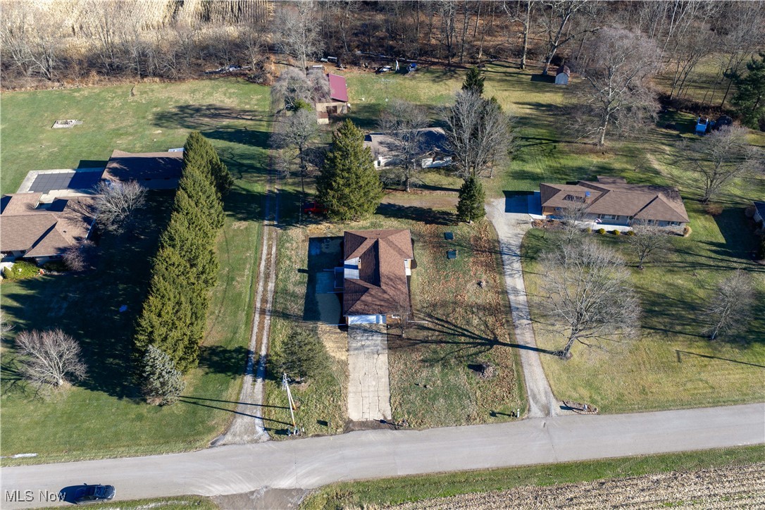 4029 Minard Road NW Dover OH 44622