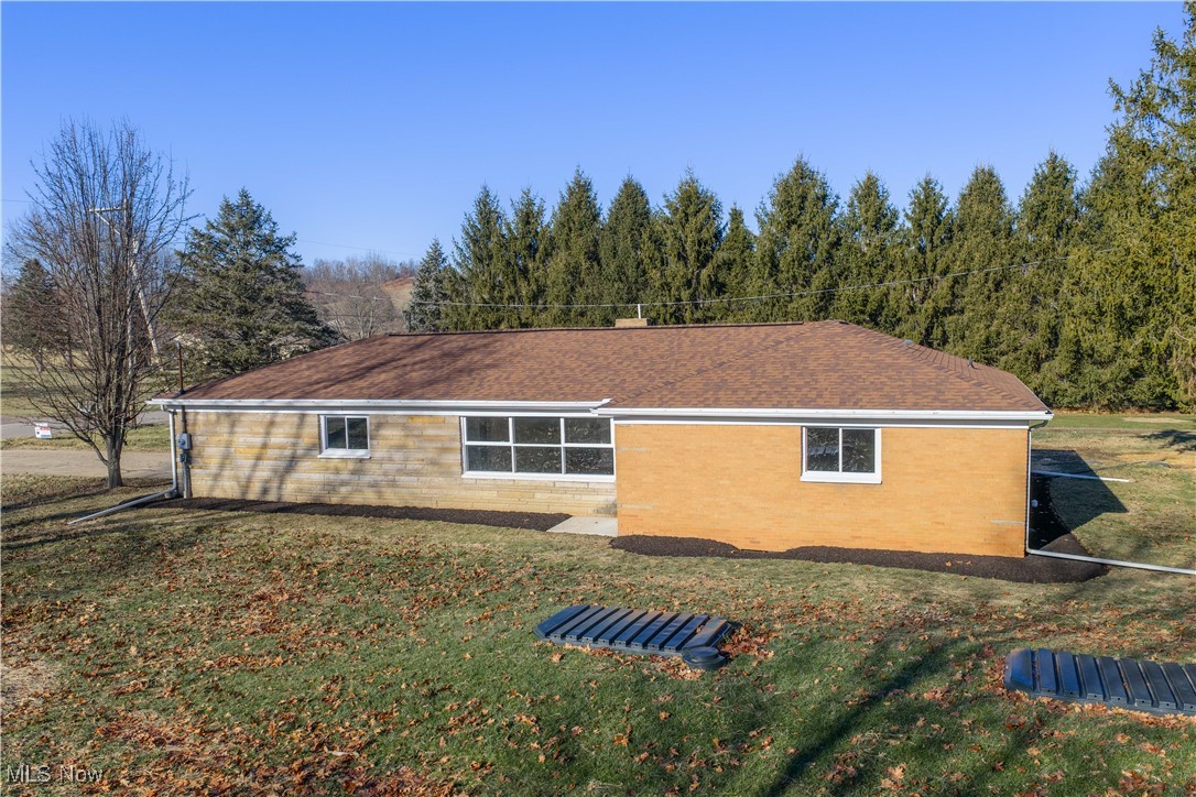 4029 Minard Road NW Dover OH 44622